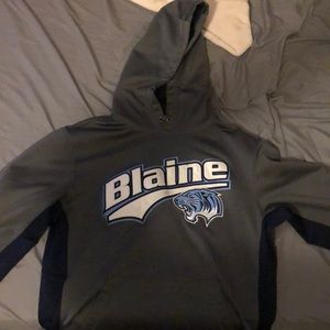 I am selling this blaine sweatshirt